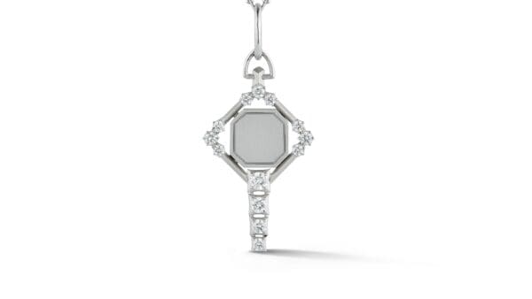 Harlow Key Charm