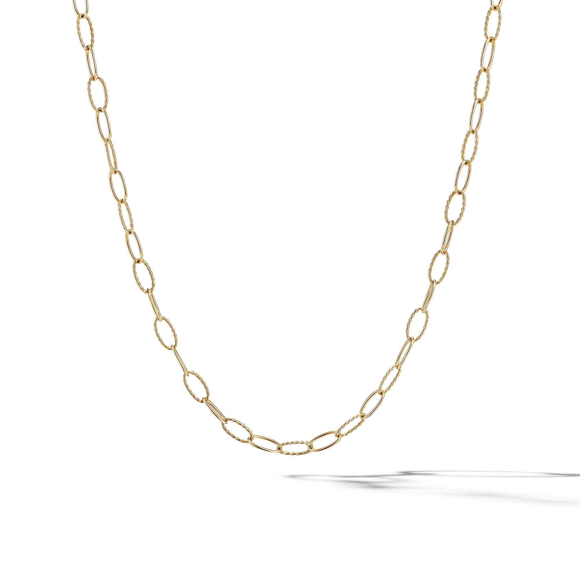 Elongated Oval Link Necklace in 18K Yellow Gold, 6mm