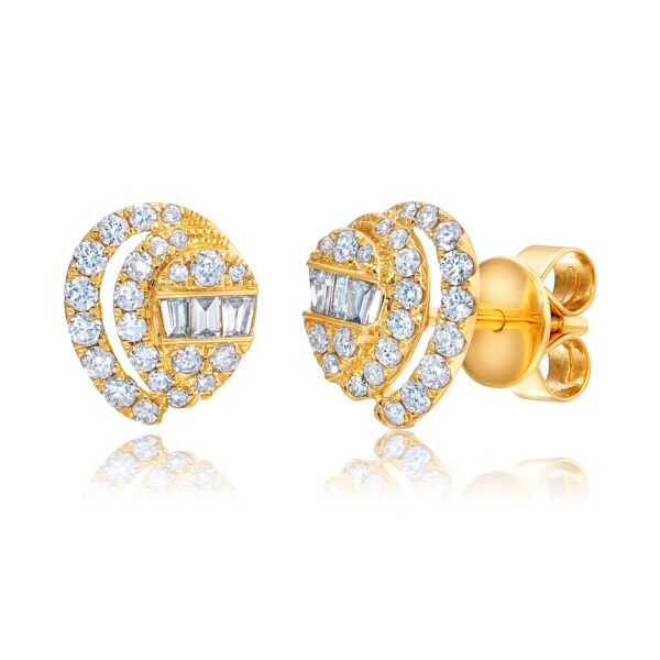 Graziela’s Pluma Pera stud earrings