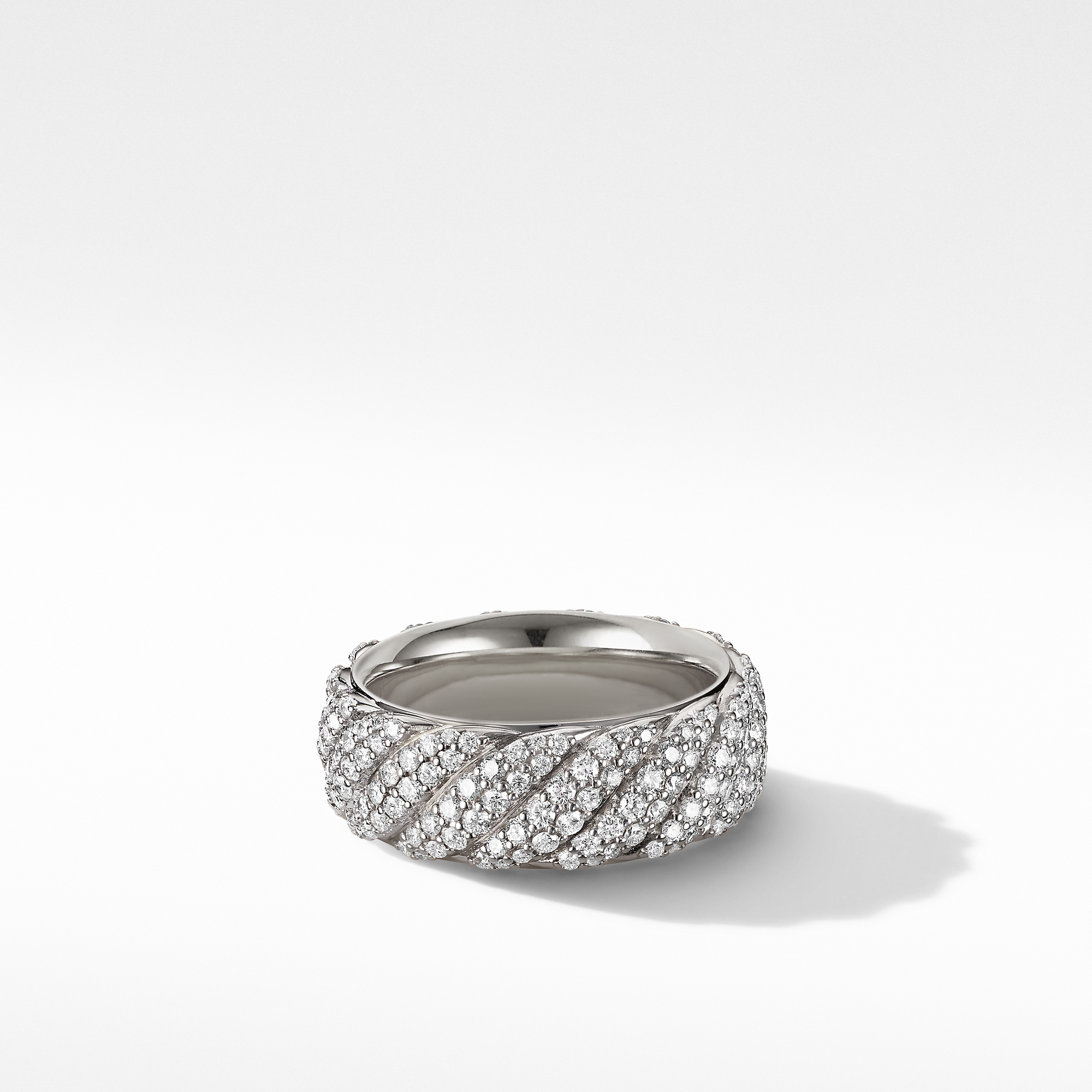 Chevron Band Ring in 18K Yellow Gold, 9mm