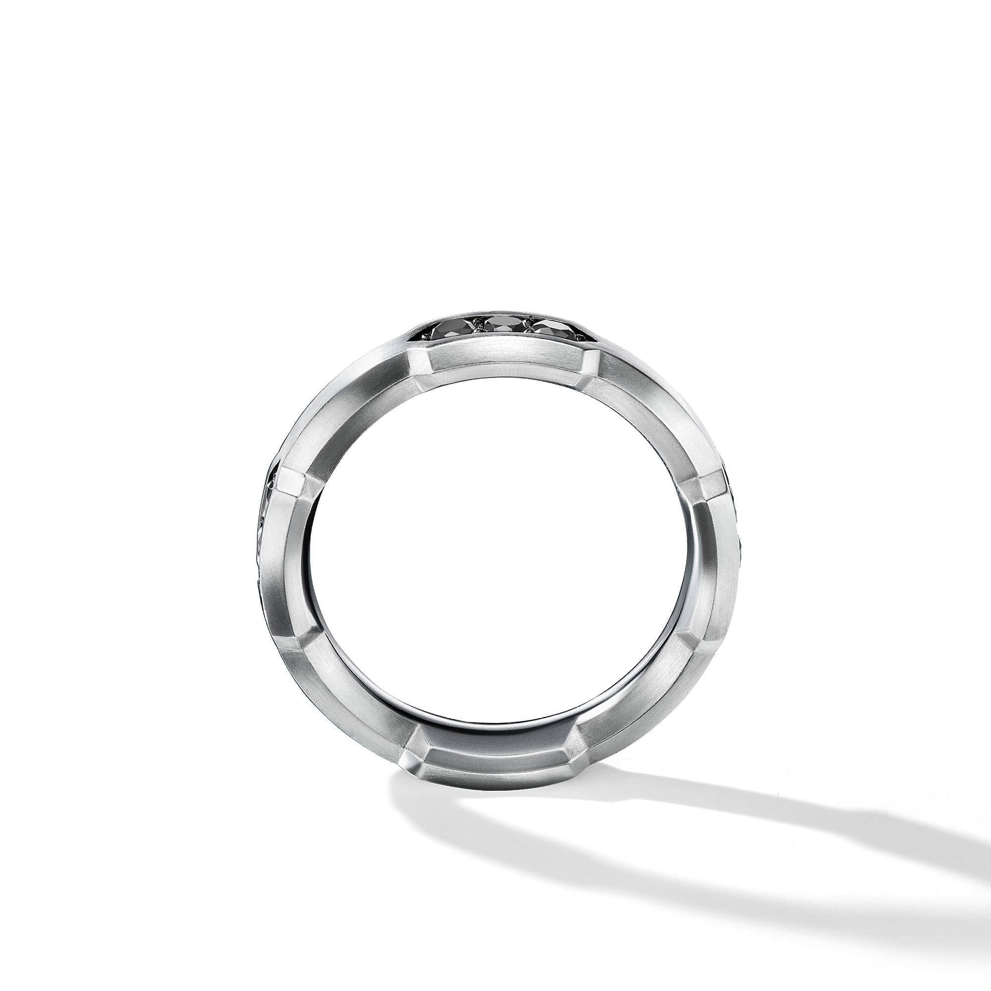 Chevron Band Ring in 18K Yellow Gold