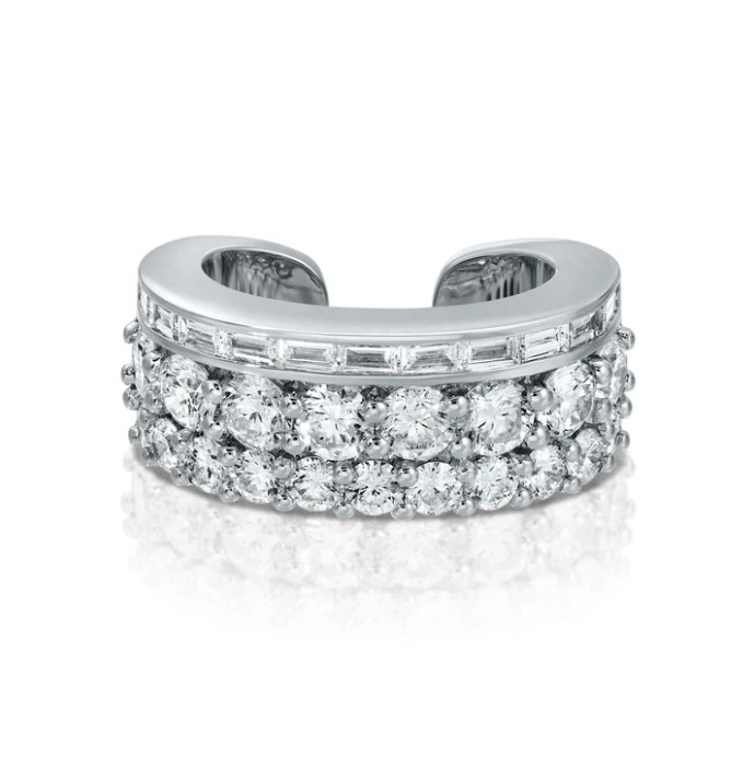 SINGLE 18K WHITE GOLD DIAMOND LOLA EAR CUFF