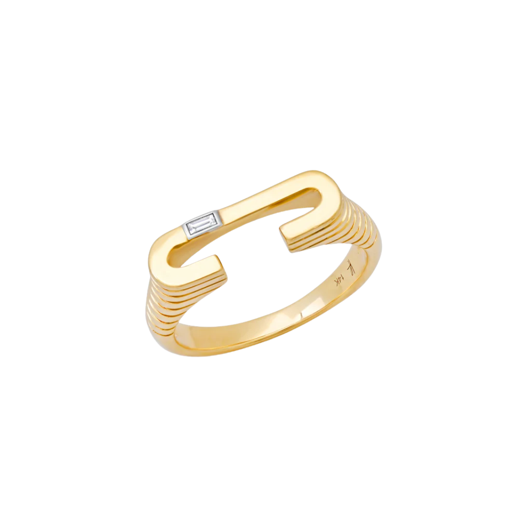 14KYG Ribbed Letter C Initial Ring