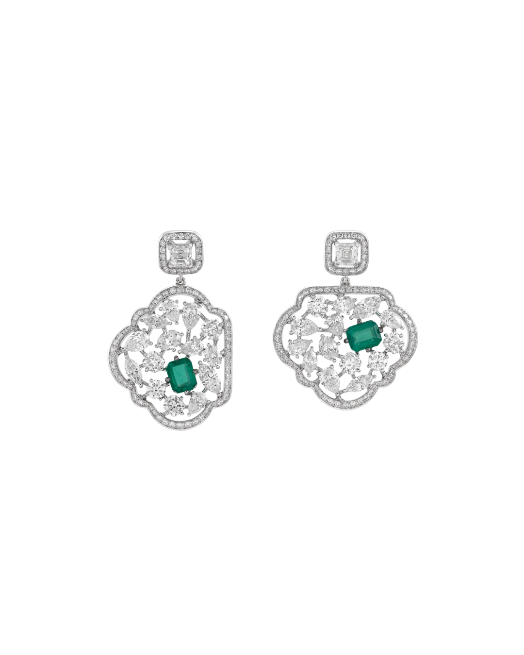 18KWG Esmerald Earrings
