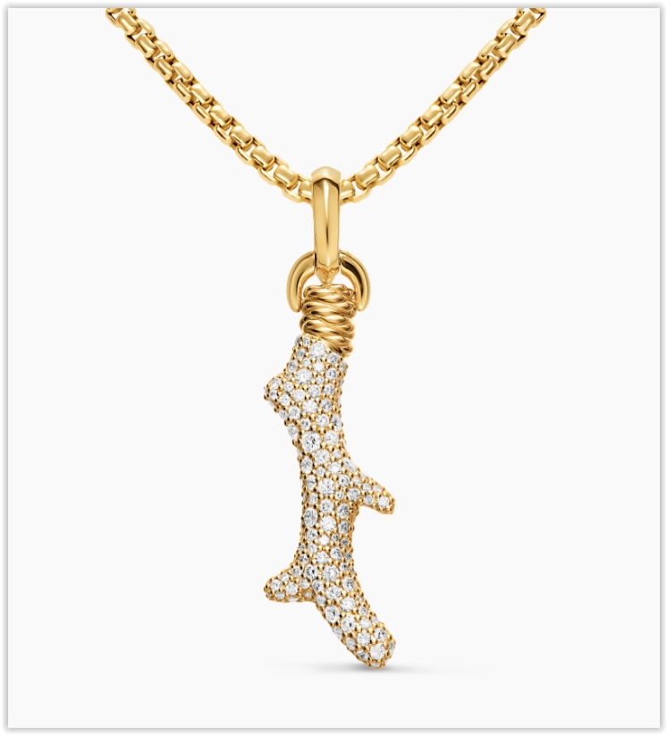 Pavé Coral Amulet
18K Yellow Gold with Diamonds, 35mm
